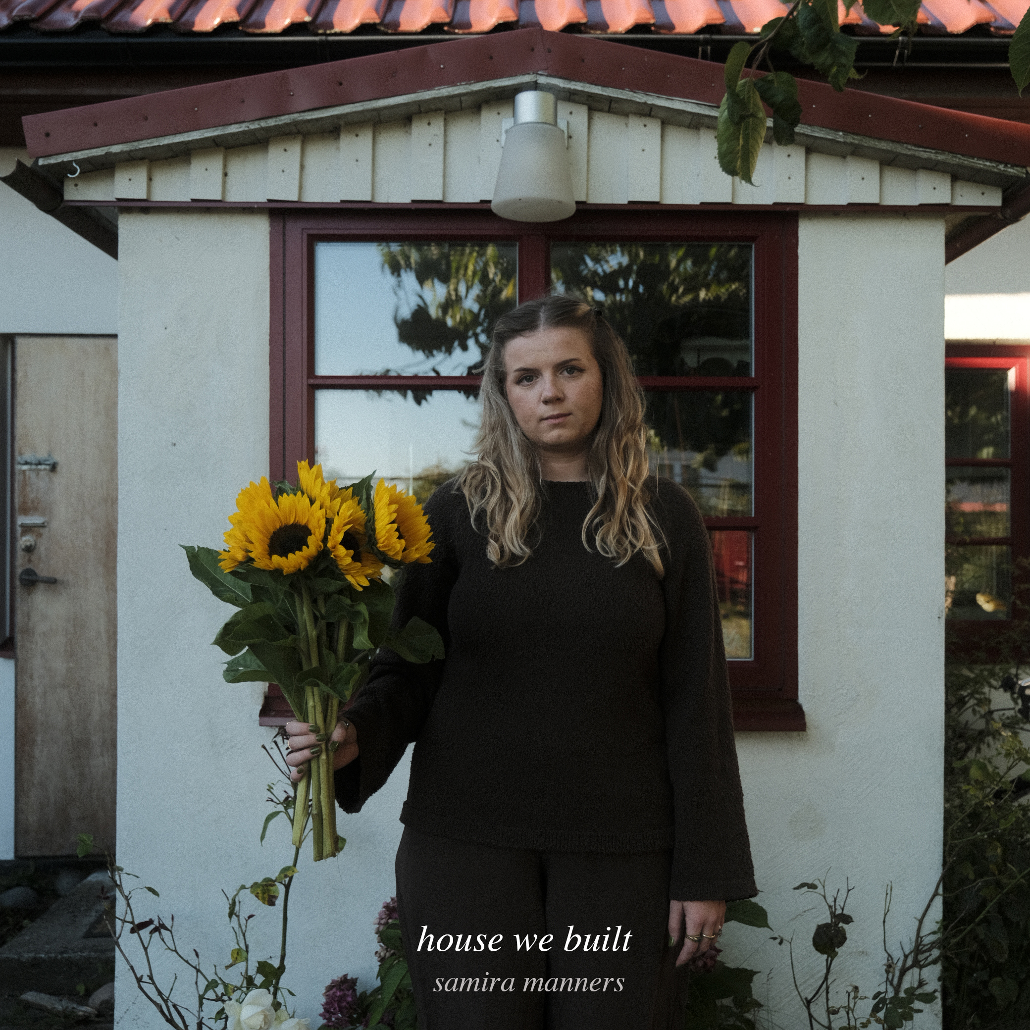 Issue 7 – SINGLE REVIEWS: House We Built, Samira Manners
